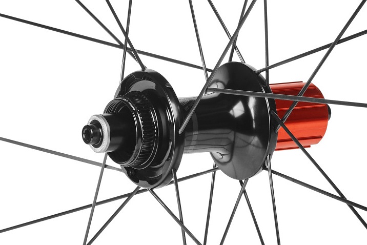スペシャライズド Roval CLX50 エアロと軽量性を煮詰めた50mm